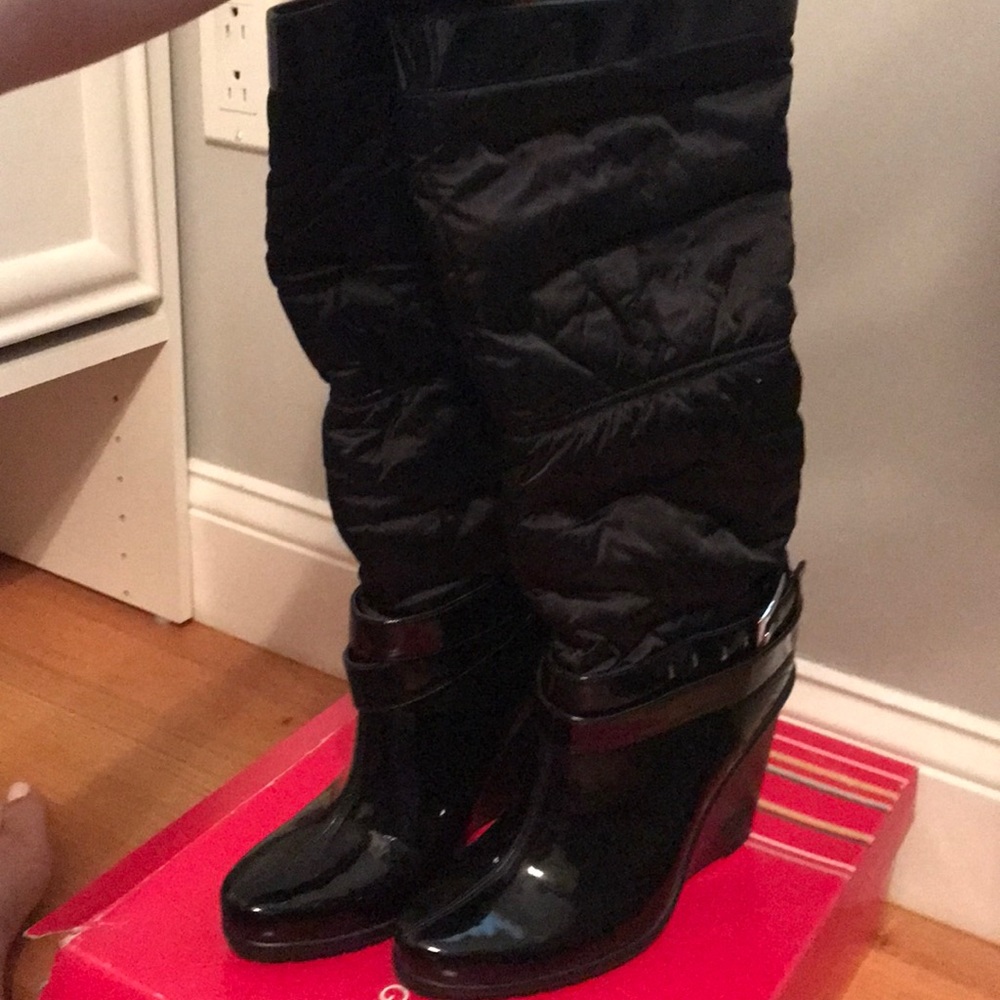 Bcbg rain boots